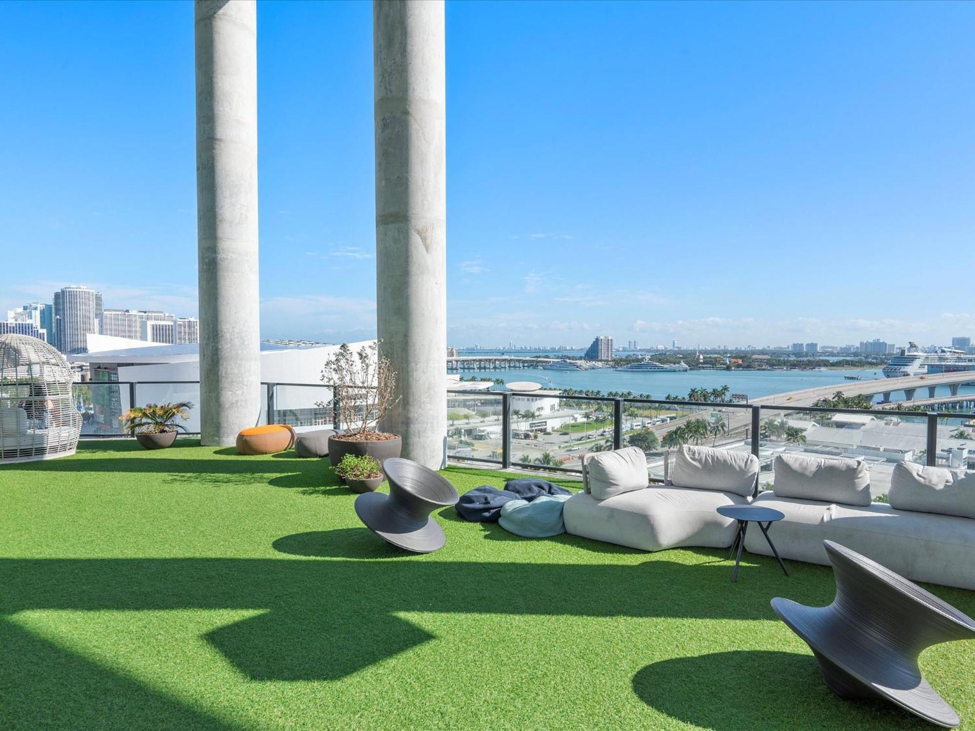 Downtown By Miami Vacation Rentals エクステリア 写真