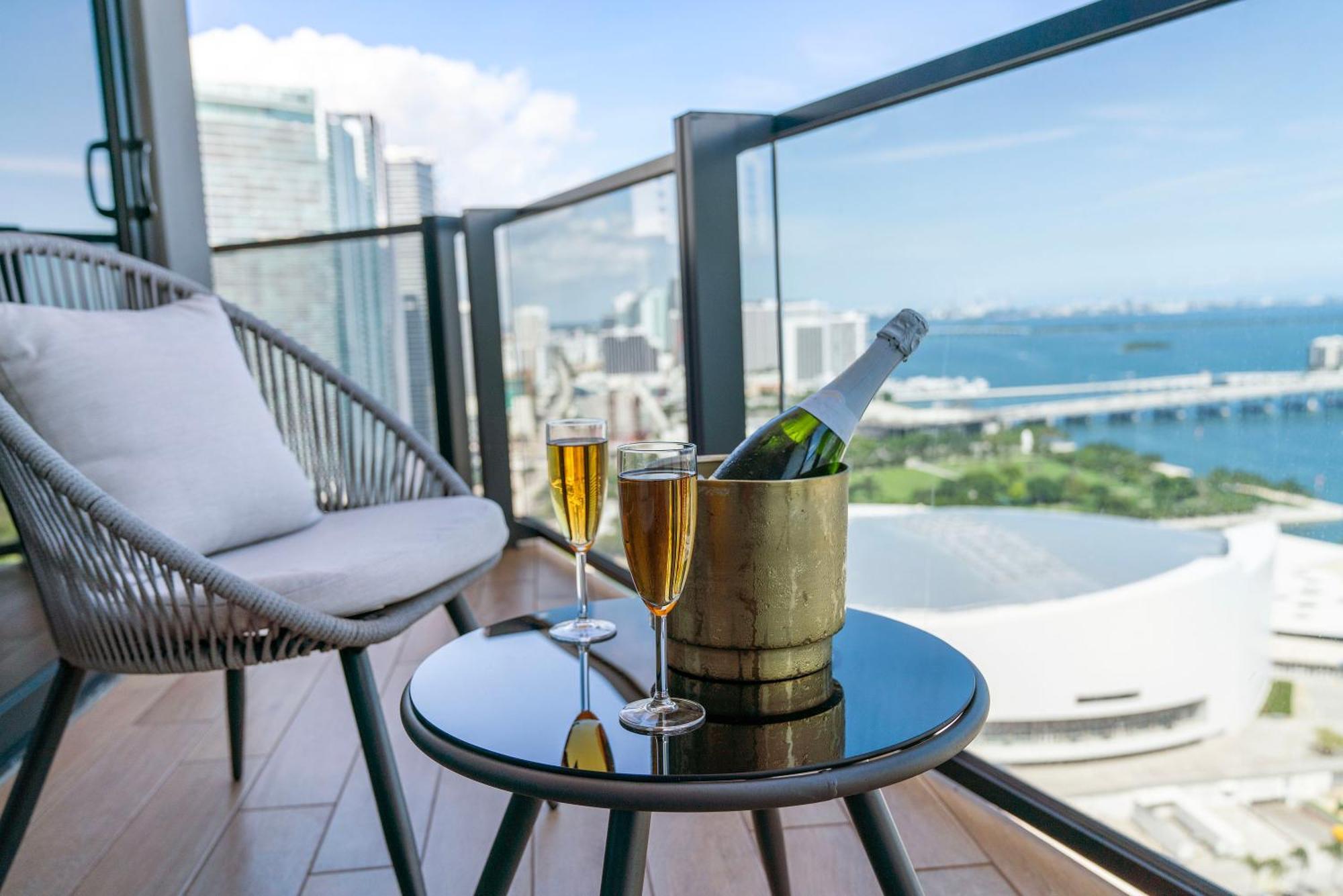 Downtown By Miami Vacation Rentals エクステリア 写真
