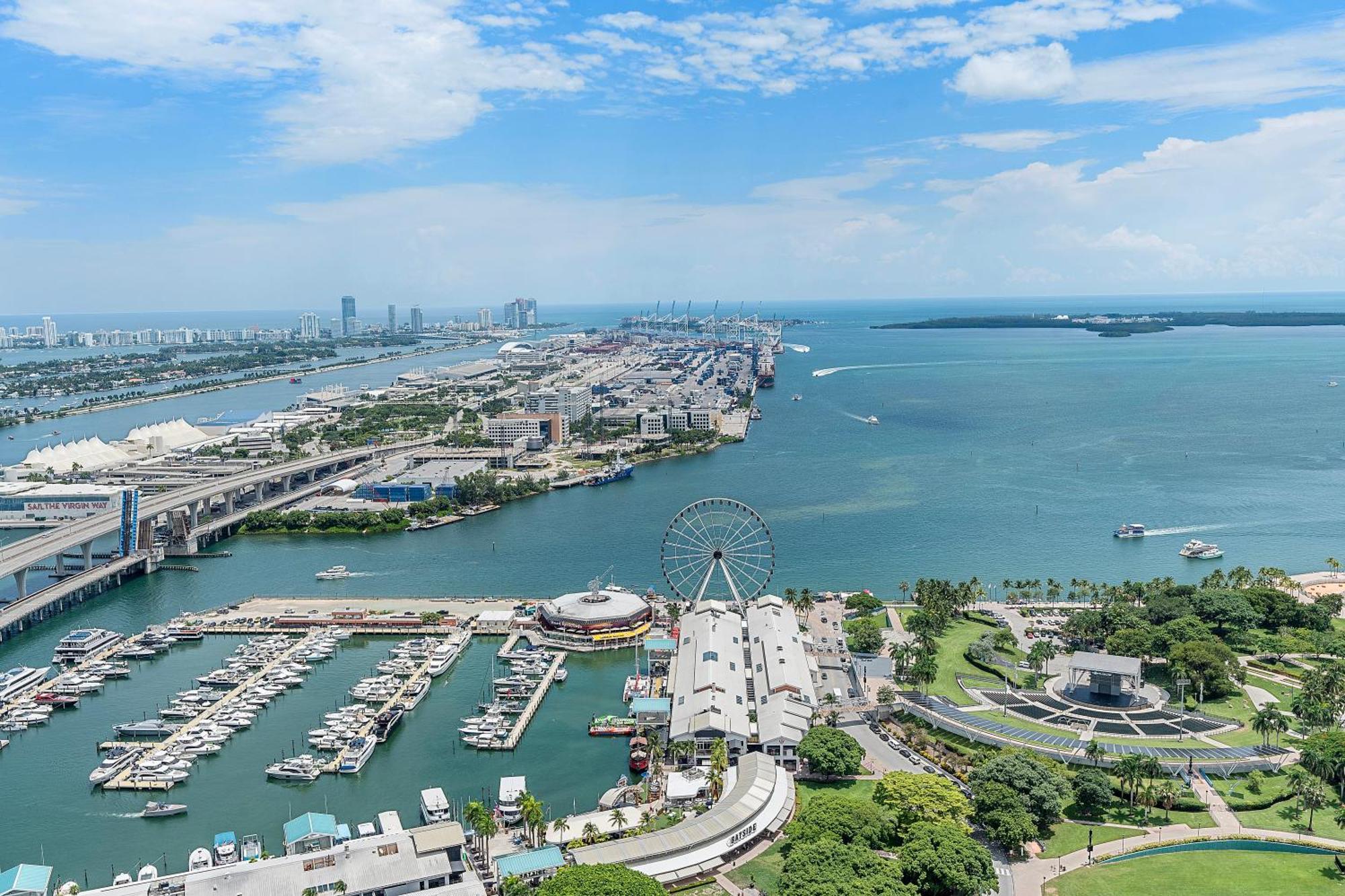 Downtown By Miami Vacation Rentals エクステリア 写真