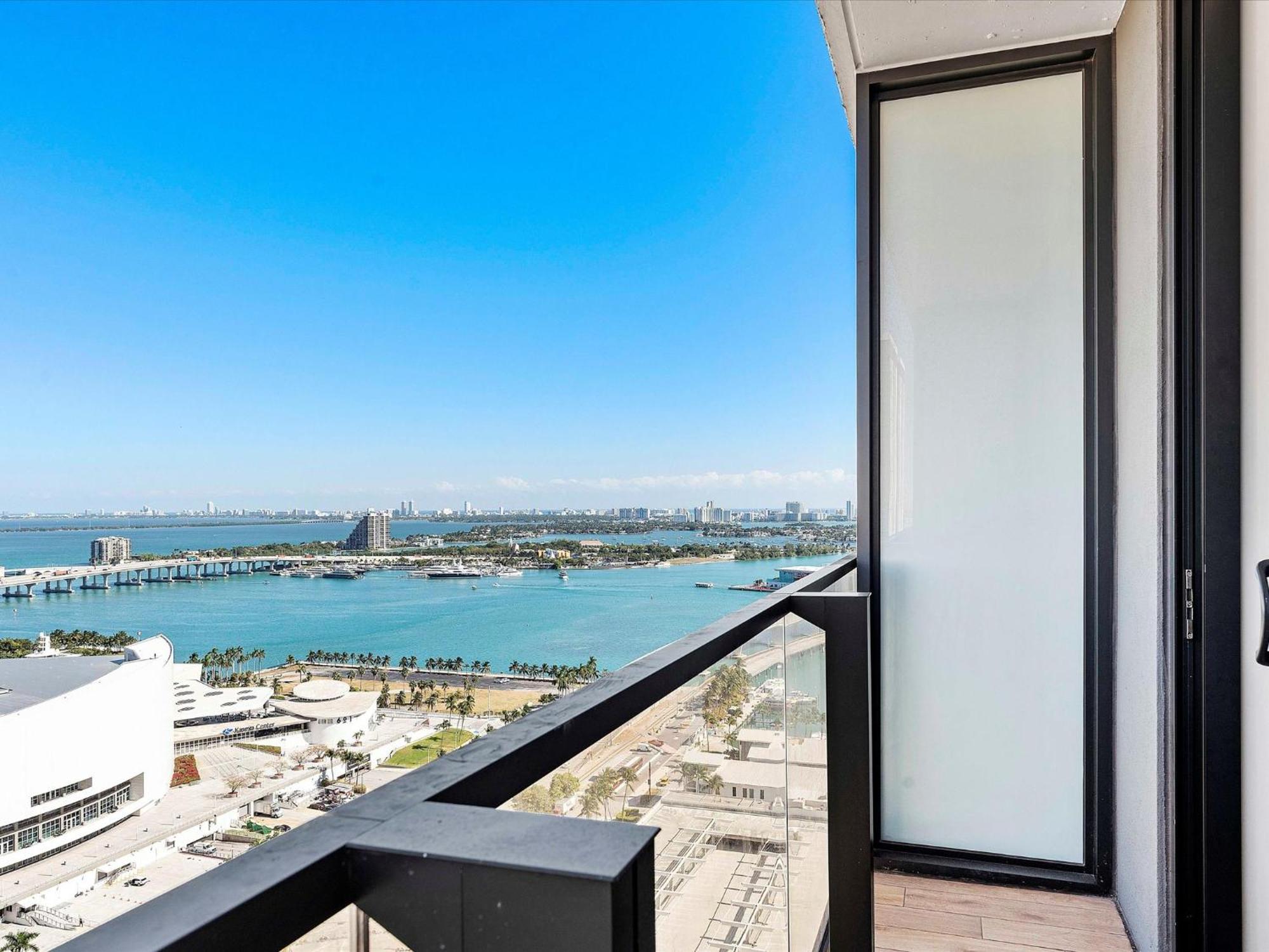 Downtown By Miami Vacation Rentals エクステリア 写真
